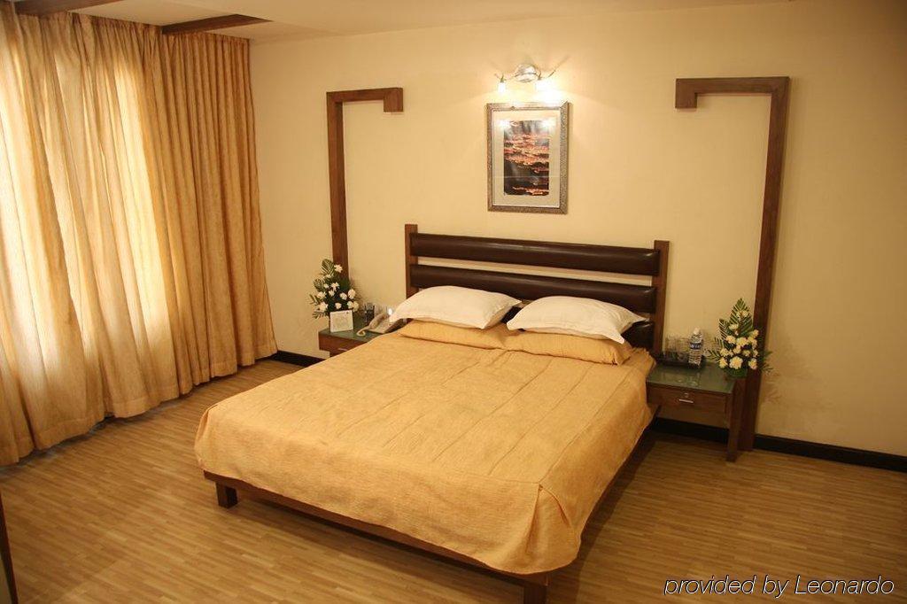 Regenta Central Deccan Chennai, Royapettah Экстерьер фото