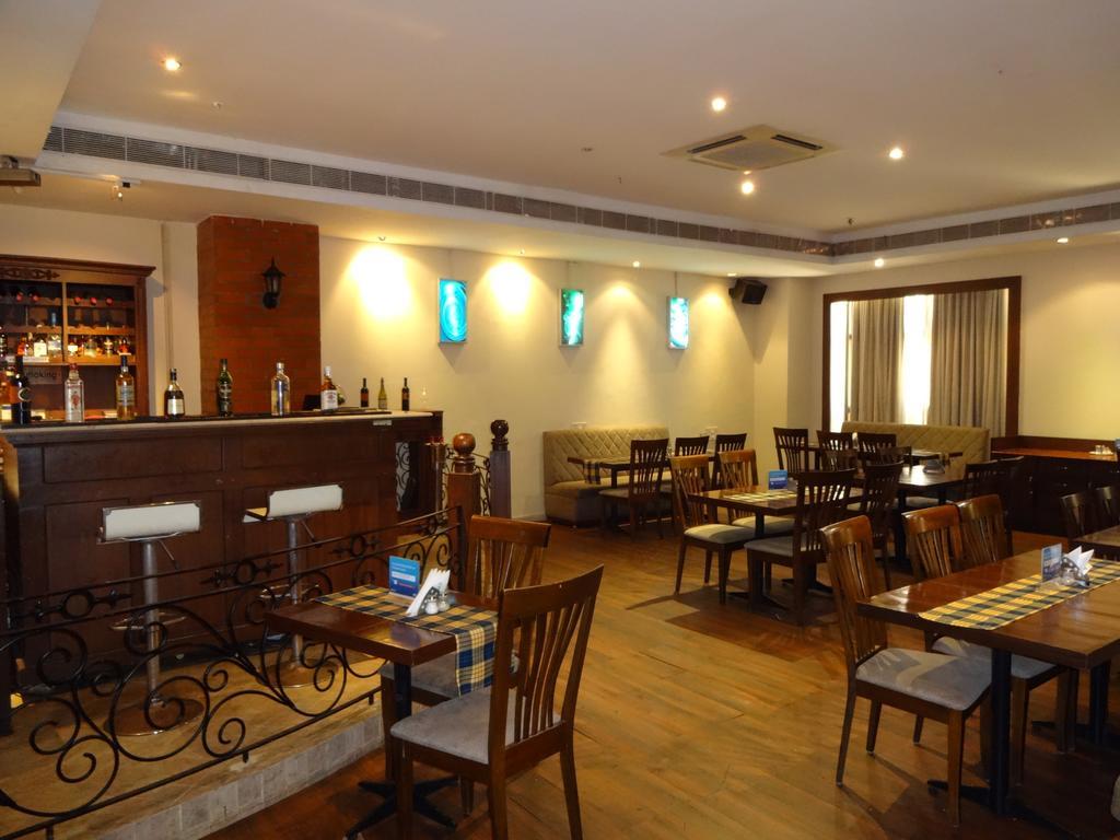 Regenta Central Deccan Chennai, Royapettah Экстерьер фото